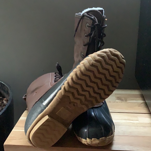 Leather & Fleece Waterproof Winter Boots - Picture 5 of 8